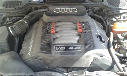 Audi - A8